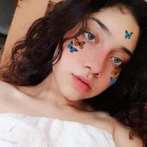 Meet your Posher, Daysi